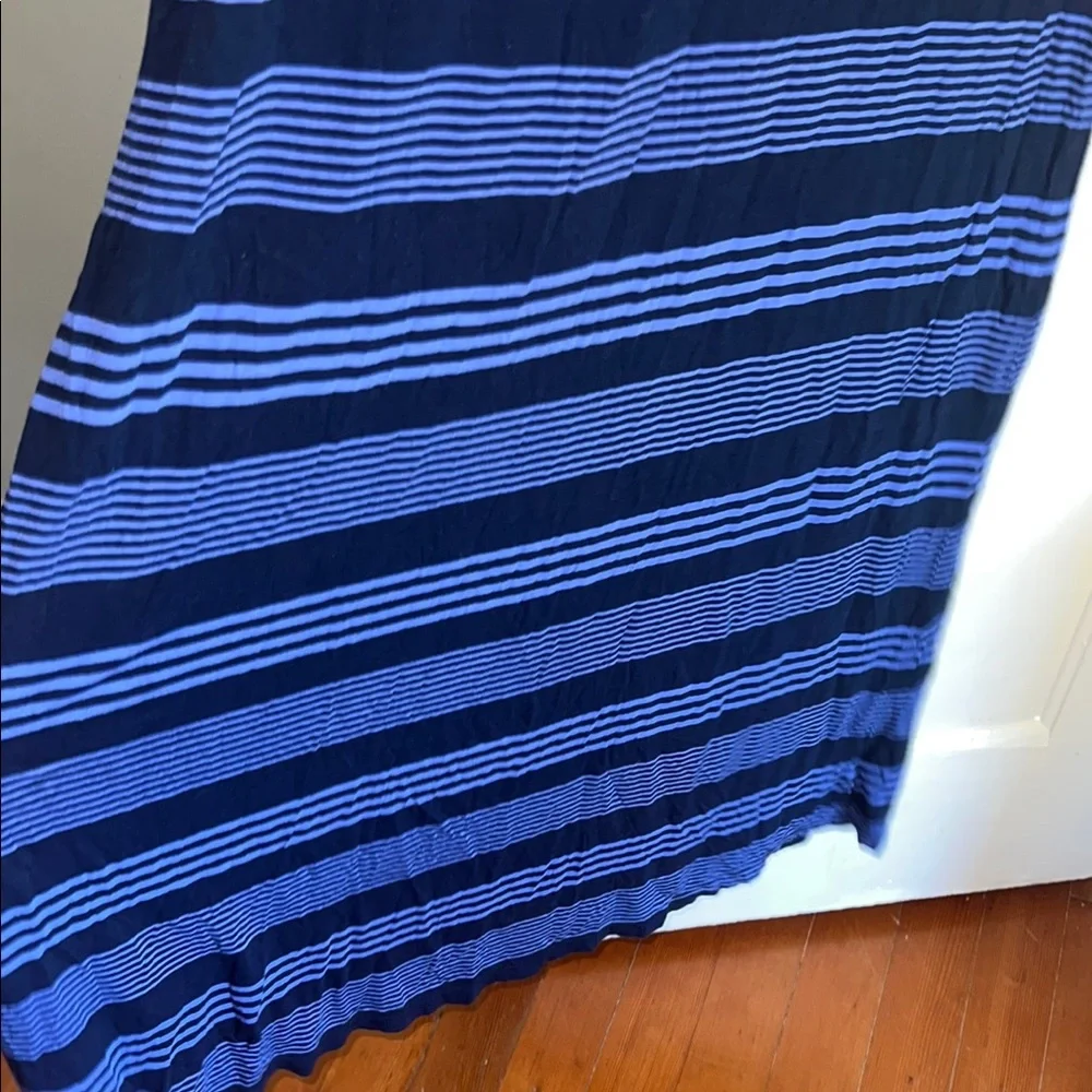 Striped Old Navy Maxi Dress - Picture 5 of 5